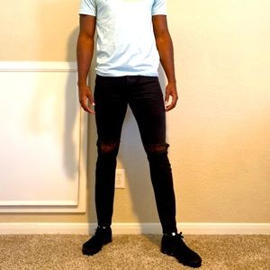 Fitted ripped black H&M jeans